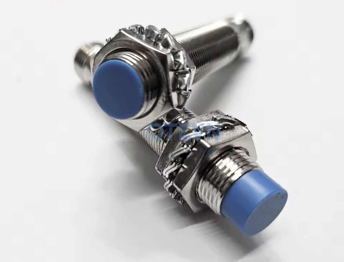 Inductive sensor OTEVN M12 2 mm NPN NC